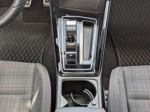 Used 2023 Volkswagen GTI SE FWD image 19