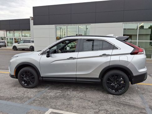New 2025 Mitsubishi Eclipse Cross Black Edition image 5