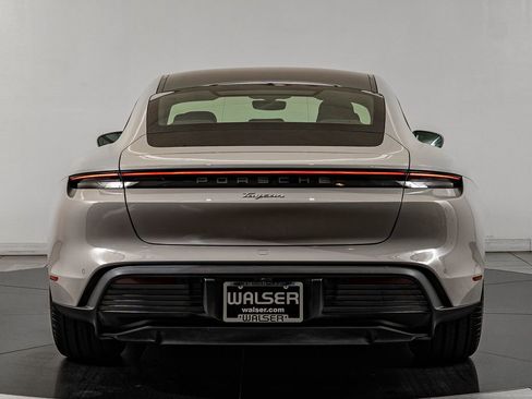 Certified 2022 Porsche Taycan image 7