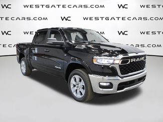 New 2026 RAM 1500 4x4 Crew Cab video 2