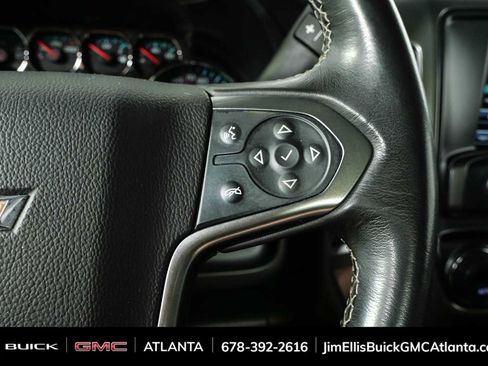 Used 2018 Chevrolet Silverado 1500 LT w/ All Star Edition RWD image 11