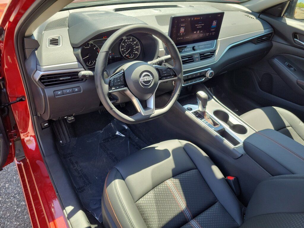 New 2026 Nissan Altima 2.5 SR FWD image 21