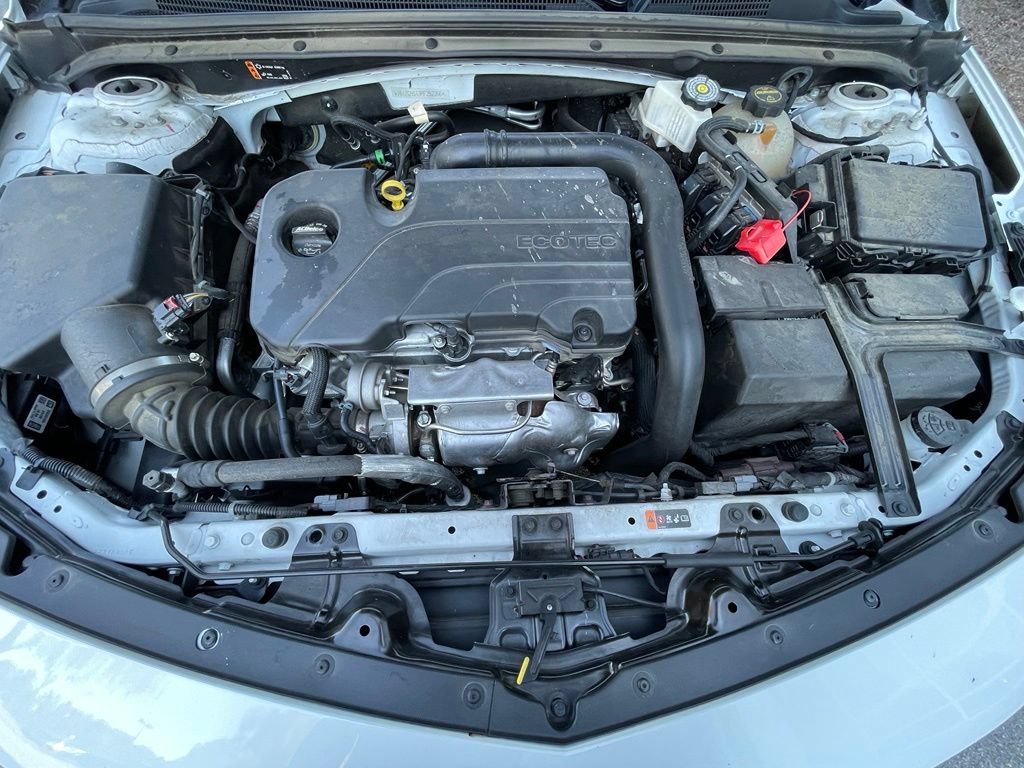 Used 2024 Chevrolet Malibu RS FWD image 32
