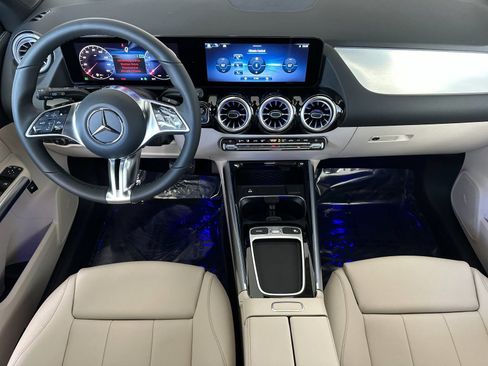 New 2026 Mercedes-Benz GLA 250 4MATIC image 3