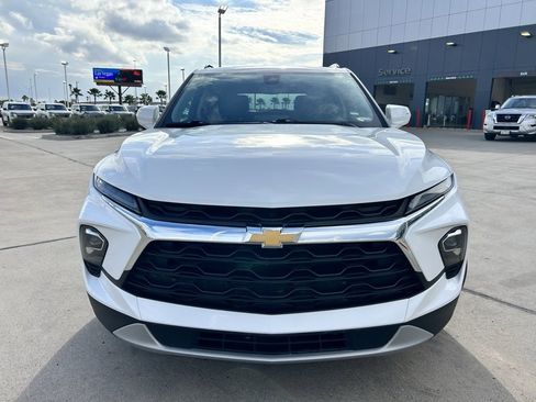 Used 2024 Chevrolet Blazer LT image 2