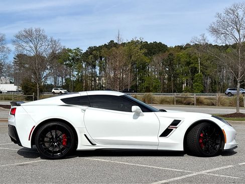 Used 2019 Chevrolet Corvette Grand Sport image 18