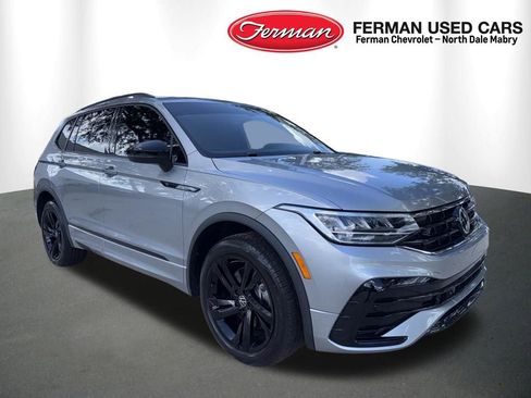 Used 2023 Volkswagen Tiguan SE R-Line image 7