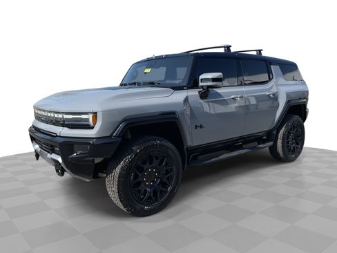 New 2025 GMC Hummer EV 3X w/ LPO, Roof Cross Rail Package image 36