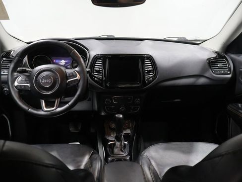Used 2018 Jeep Compass Limited AWD/4WD image 17