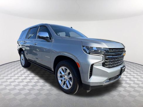 Used 2024 Chevrolet Tahoe Premier w/ Advanced Technology Package RWD image 3