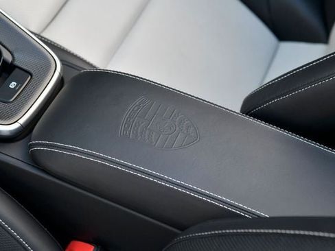 Used 2022 Porsche 911 Turbo S image 44