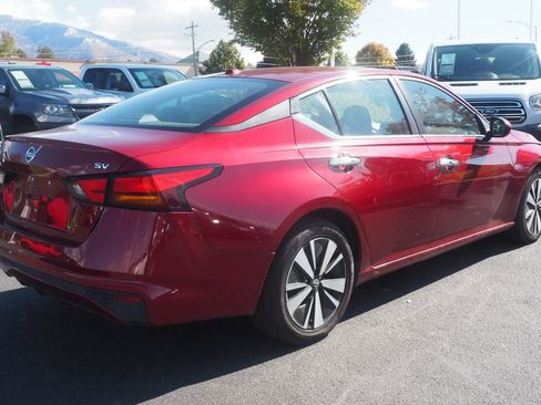 Used 2022 Nissan Altima 2.5 SV image 5