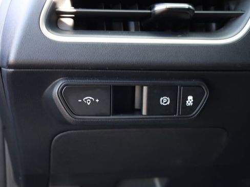 Used 2025 Kia K4 LXS image 14