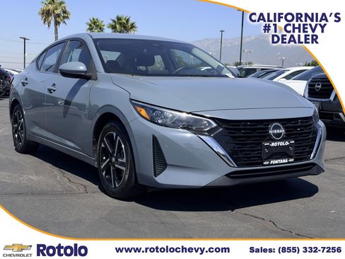 Used 2024 Nissan Sentra SV FWD image 1
