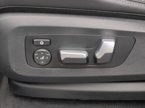 Certified 2024 BMW X5 xDrive50e w/ M Sport Package image 17