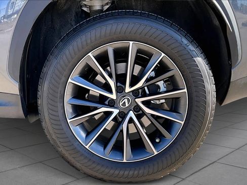 Used 2022 Lexus NX 250 AWD image 11