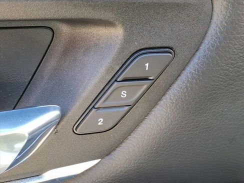 Used 2022 RAM 1500 Laramie image 11