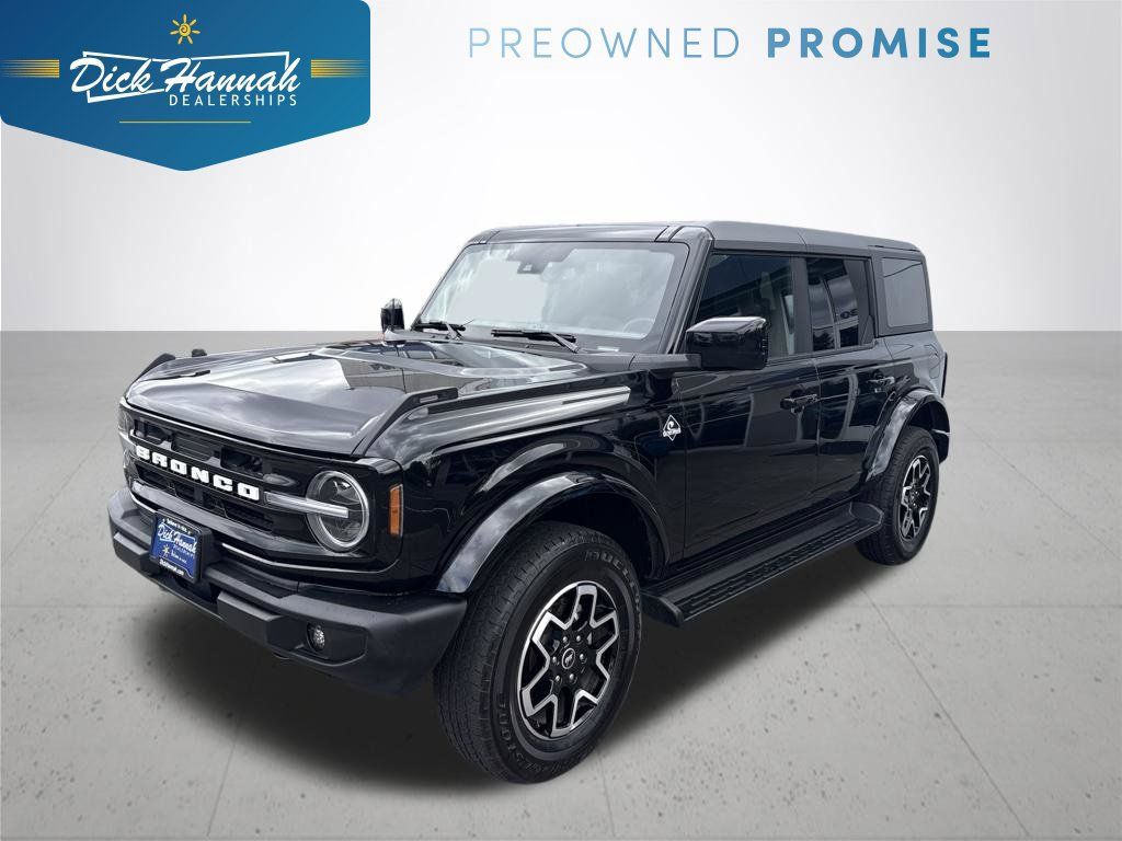 Used 2025 Ford Bronco Outer Banks AWD/4WD image 1