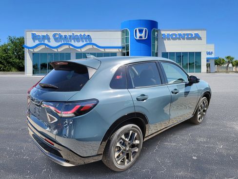 New 2026 Honda HR-V EX-L image 4