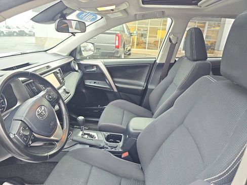 Used 2018 Toyota RAV4 XLE image 16