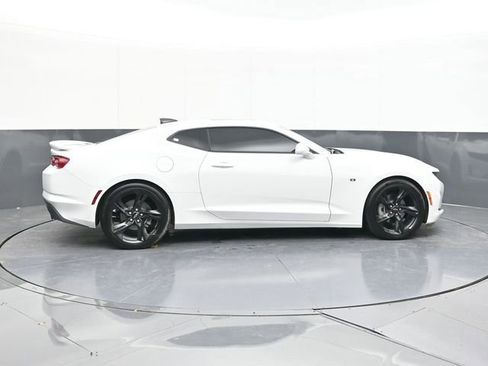 Used 2022 Chevrolet Camaro LT image 18