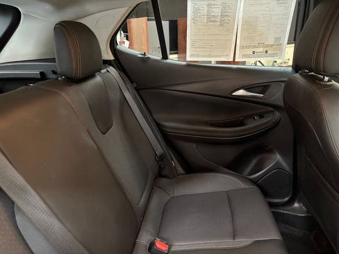 Used 2025 Buick Encore GX Preferred FWD image 36