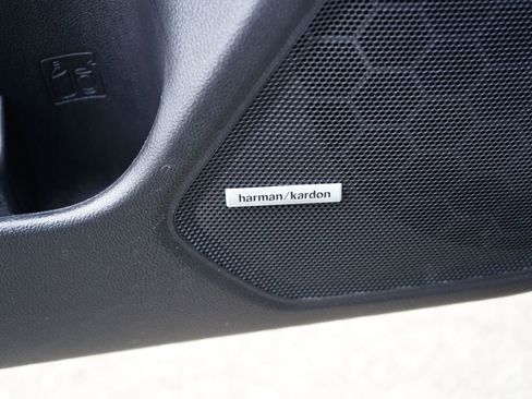 Used 2016 Subaru Outback 3.6R Limited w/ Protection Package #2 image 13