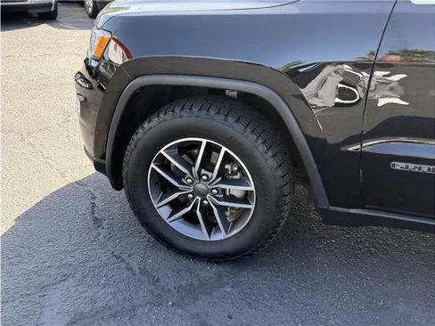 Used 2019 Jeep Grand Cherokee Limited image 10