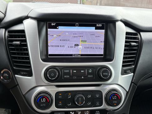 Used 2016 GMC Yukon SLT w/ Open Road Package AWD/4WD image 25