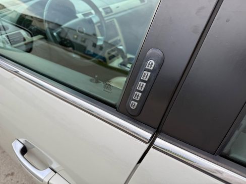 Used 2008 Mercury Sable Premier image 10