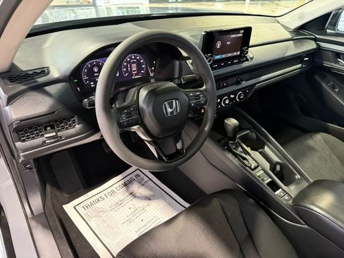 Used 2025 Honda Accord SE image 34