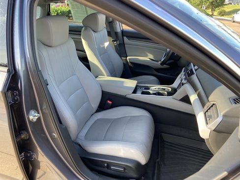 Used 2020 Honda Accord Touring image 20