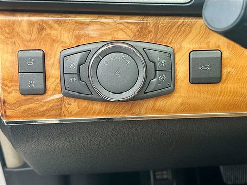 Used 2015 Lincoln MKX AWD w/ Equipment Group 102A image 11