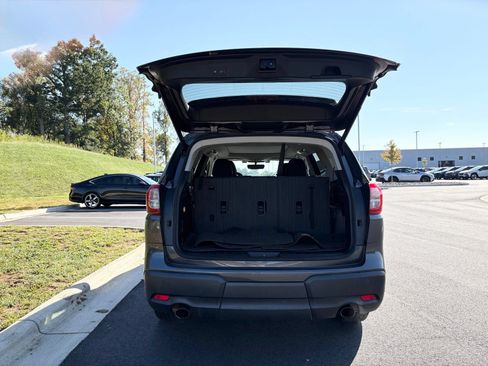 Used 2022 Subaru Ascent Onyx Edition AWD/4WD image 10
