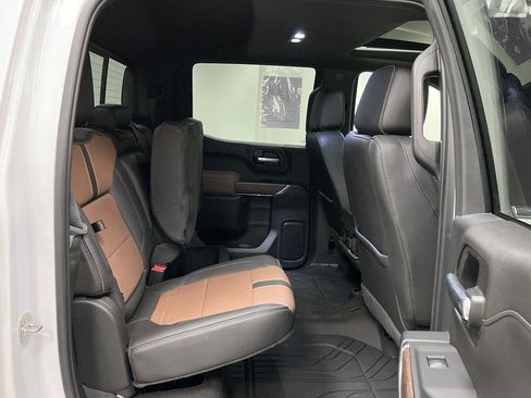 Used 2021 Chevrolet Silverado 1500 High Country w/ Safety Package II AWD/4WD image 26