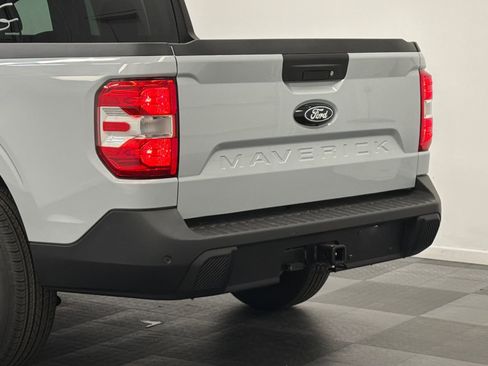 New 2026 Ford Maverick XLT w/ XLT Luxury Package FWD image 6