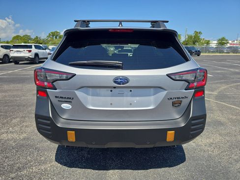 Used 2025 Subaru Outback Wilderness w/ Wilderness Package AWD/4WD image 5