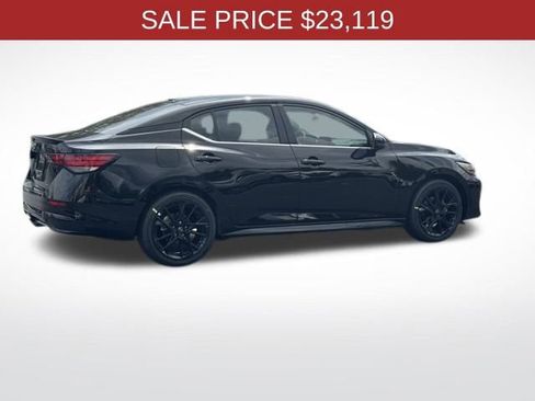 New 2025 Nissan Sentra SR image 18