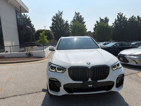 Used 2021 BMW X5 xDrive40i w/ M Sport Package AWD/4WD image 5
