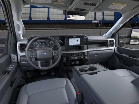 New 2026 Ford F350 XL w/ FX4 Off-Road Package AWD/4WD image 9