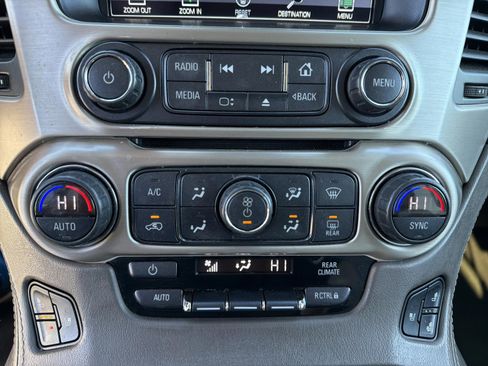 Used 2019 GMC Yukon XL Denali w/ Denali Ultimate Package image 13