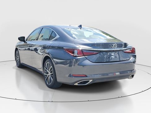 Certified 2024 Lexus ES 350 w/ Premium Package FWD image 4