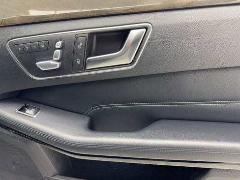 Used 2014 Mercedes-Benz E 350 Sedan image 39