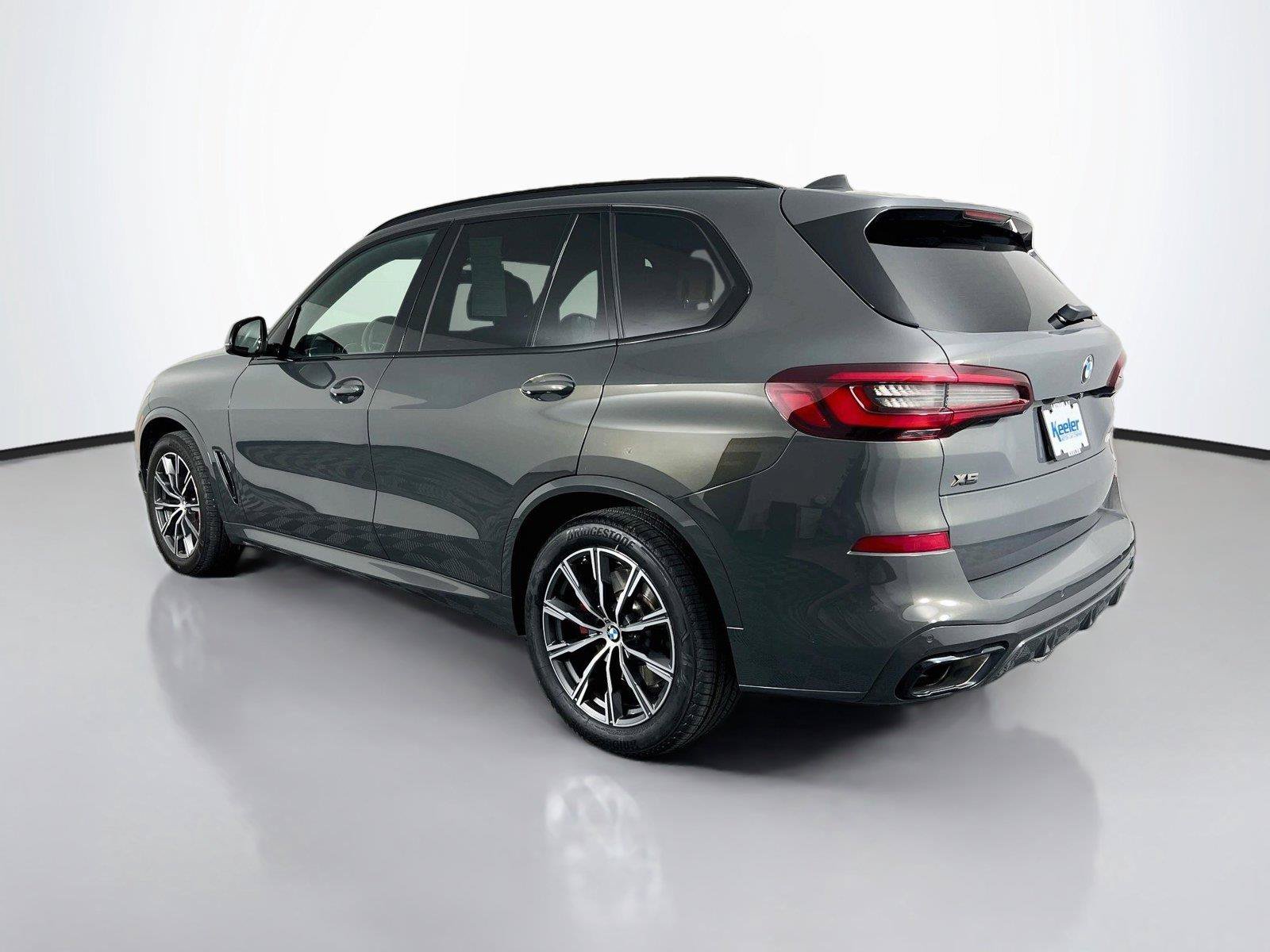 Used 2023 BMW X5 M50i w/ Climate Comfort Package AWD/4WD image 4
