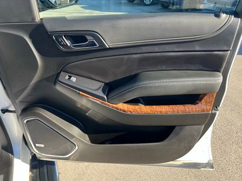 Used 2019 Chevrolet Tahoe Premier w/ Premier Plus Edition image 31