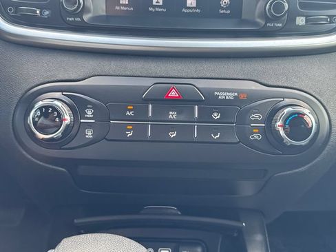 Used 2019 Kia Sorento FWD image 20
