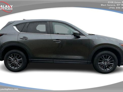 Used 2020 MAZDA CX-5 Touring image 4