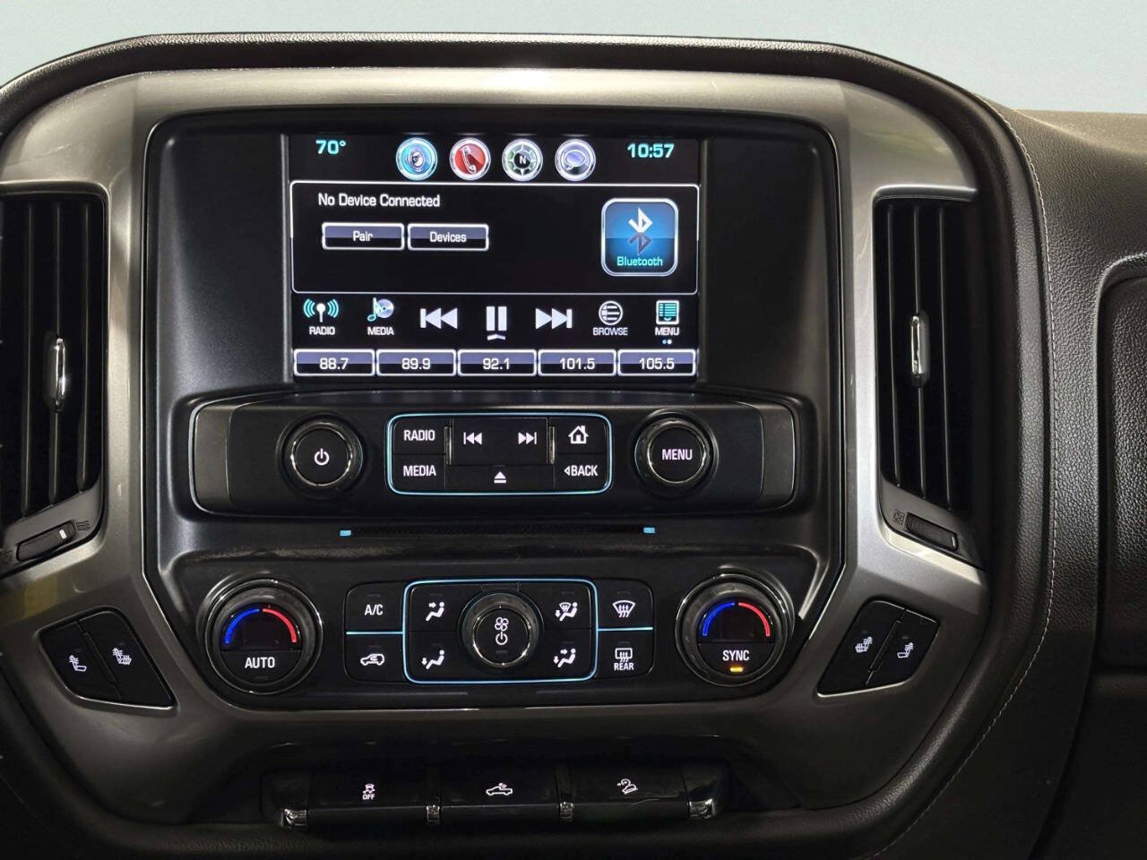 Used 2018 Chevrolet Silverado 1500 LTZ Z71 AWD/4WD image 23