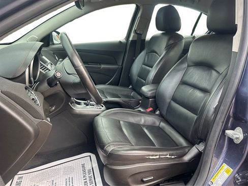 Used 2014 Chevrolet Cruze LT w/ Enhanced Safety Package FWD image 39
