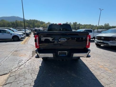 Used 2023 Ford F250 Lariat w/ Lariat Ultimate Package AWD/4WD image 7